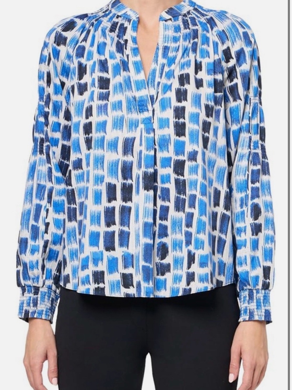 NIC+ZOE Blue and Navy Brushstroke Print Peasant Blouse